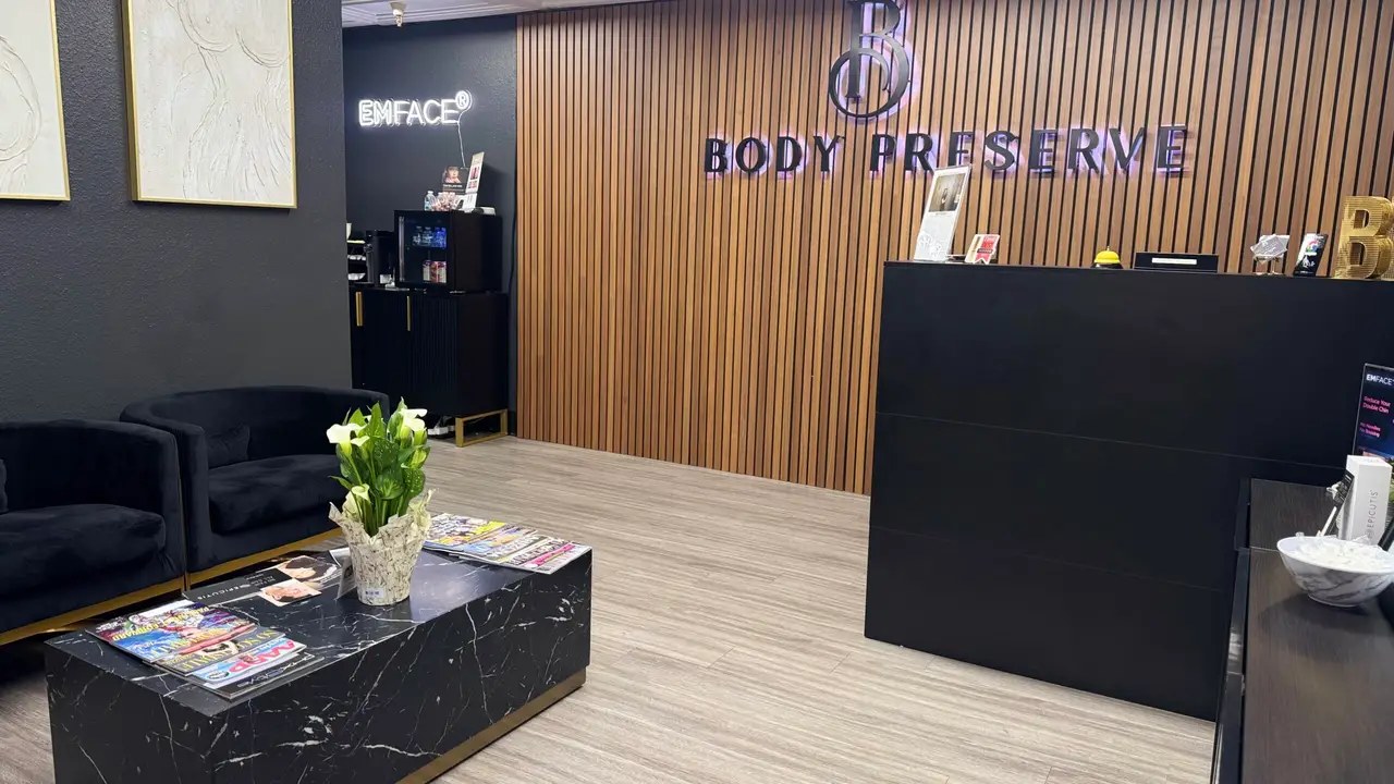 The Body Preserve reception and waiting area in Scottsdale